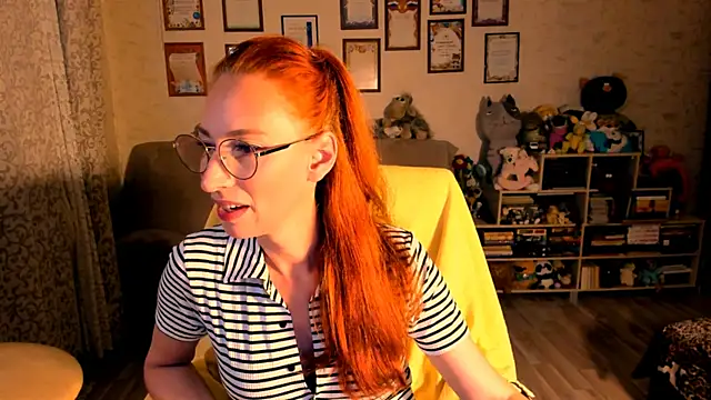 Snapshot of red_rocco chatting on 09.12.25 red rocco online show from 09.12.25