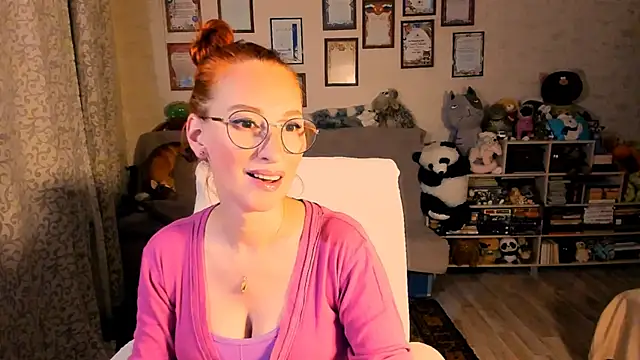 Snapshot of red_rocco chatting on 11.22.25 red rocco online show from 11.22.25