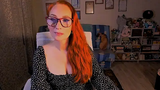 Snapshot of red_rocco chatting on 12.19.25 red rocco online show from 12.19.25