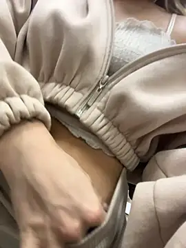 LanaSparks online show from 12.22.25