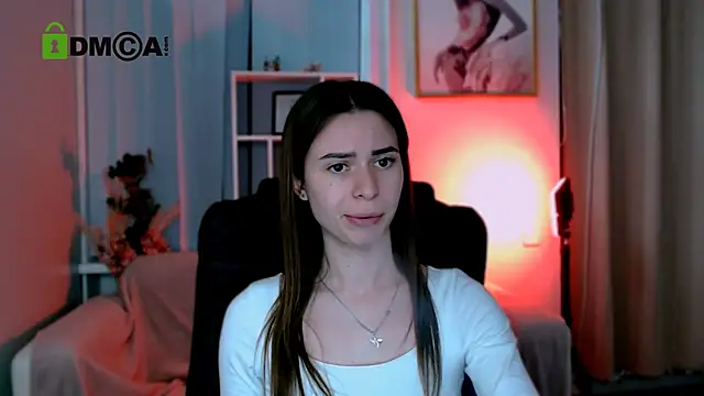 Snapshot of flora_ri chatting on 02.01.25 flora ri online show from 02.01.25