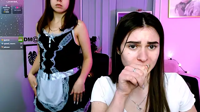 Snapshot of flora_ri chatting on 02.10.25 flora ri online show from 02.10.25