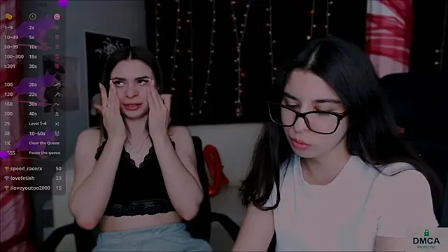 Snapshot of flora_ri chatting on 03.15.25 flora ri online show from 03.15.25