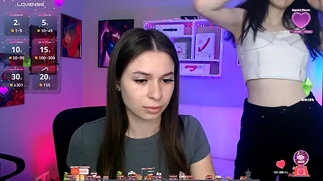 Snapshot of flora_ri chatting on 09.25.25 flora ri online show from 09.25.25