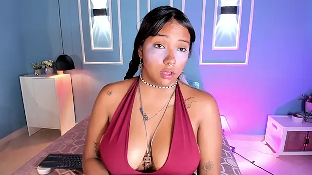Snapshot of isabella_zc chatting on 06.17.26 isabella zc online show from 06.17.26