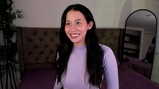 Snapshot of hannah_brady chatting on 02.07.25 hannah brady online show from 02.07.25