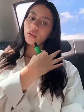 Snapshot of hannah_brady chatting on 03.03.25 hannah brady online show from 03.03.25