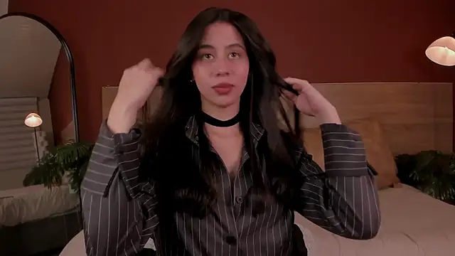 Snapshot of hannah_brady chatting on 11.12.25 hannah brady online show from 11.12.25