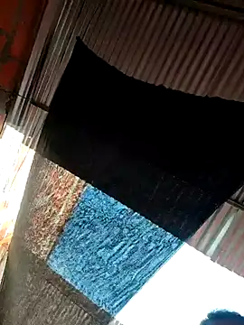 Zoe Sweett18 online show from 11.08.25