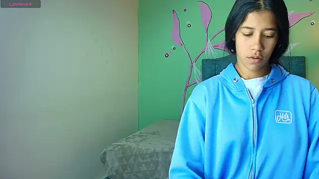 Connie Bell online show from 11.19.25