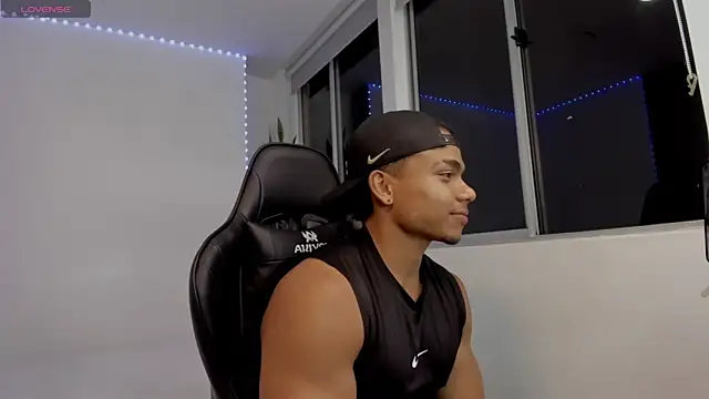 Snapshot of XavierColeman chatting on 04.30.26 XavierColeman online show from 04.30.26