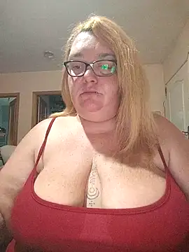 diosacurvy1984 online show from 11.04.25