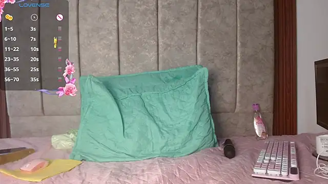 JosieBrown  online show from 05.05.26