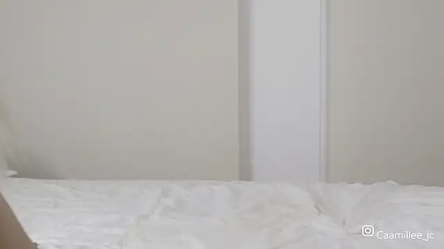 caamillee  online show from 09.13.25