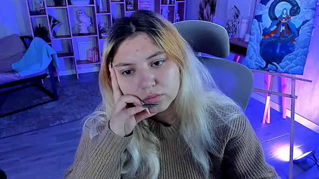 Snapshot of DiaAngell chatting on 09.09.25 DiaAngell online show from 09.09.25