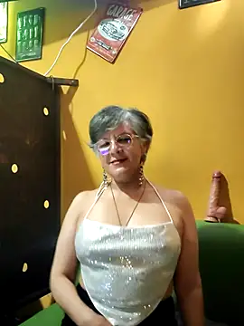ilonna2025 online show from 06.24.26