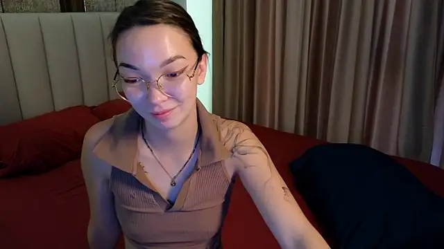 Snapshot of SusannJohnson chatting on 05.15.26 SusannJohnson online show from 05.15.26
