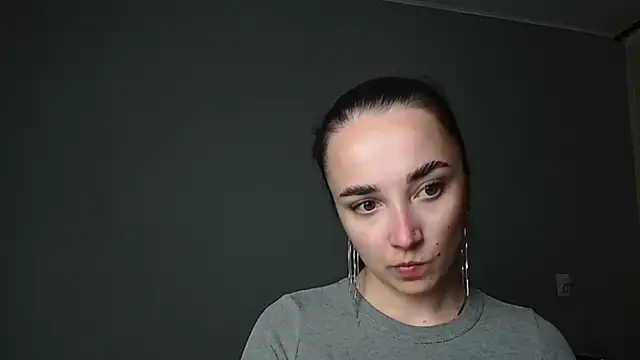 Eva Gloryy online show from 05.11.26