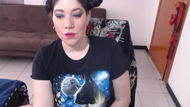 Snapshot of sharonnleon chatting on 08.03.26 sharonnleon online show from 08.03.26