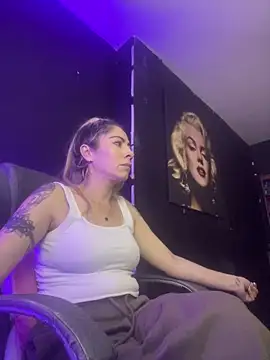 viktoria davis  online show from 04.27.26