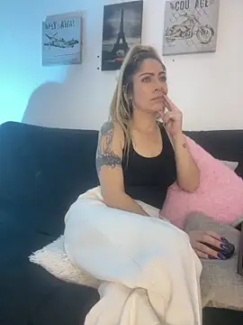 viktoria davis  online show from 05.15.26
