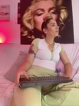viktoria davis  online show from 05.23.26