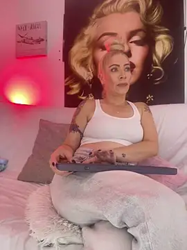 viktoria davis  online show from 05.25.26