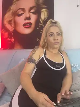 viktoria davis  online show from 06.11.26