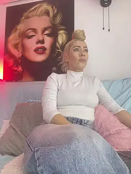 viktoria davis  online show from 06.14.26