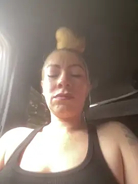 viktoria davis  online show from 06.16.26