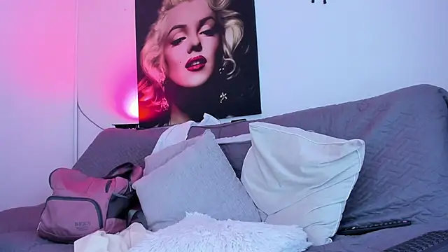 viktoria davis  online show from 06.20.26