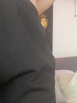 viktoria davis  online show from 06.22.26
