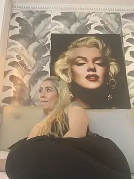 viktoria davis  online show from 06.27.26