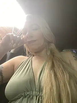 viktoria davis  online show from 07.11.26