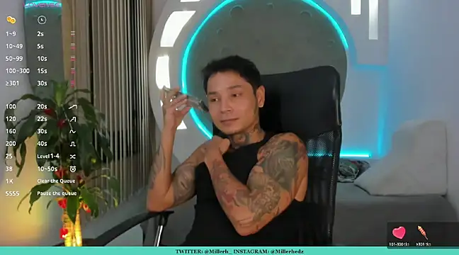 Snapshot of tattokoi chatting on 03.05.25 tattokoi online show from 03.05.25