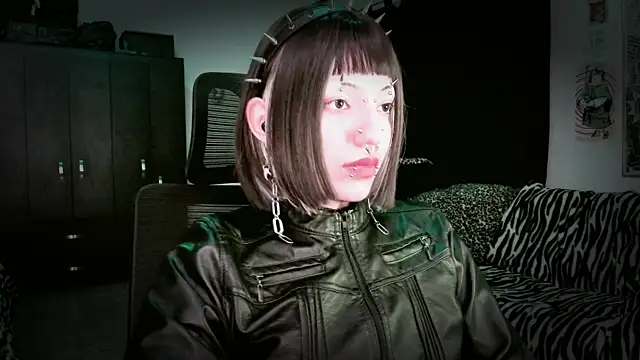 roxy toxic online show from 04.28.26