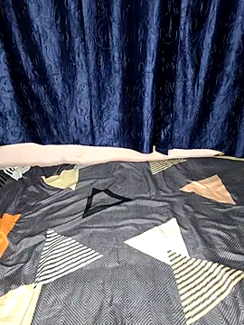 Love Evaa online show from 03.08.25