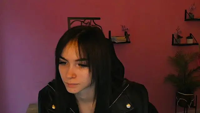 Snapshot of DakotaaJohnnson chatting on 03.19.25 DakotaaJohnnson online show from 03.19.25