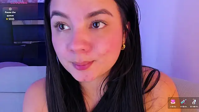 Snapshot of ValeriaOrtega chatting on 01.18.25 ValeriaOrtega online show from 01.18.25