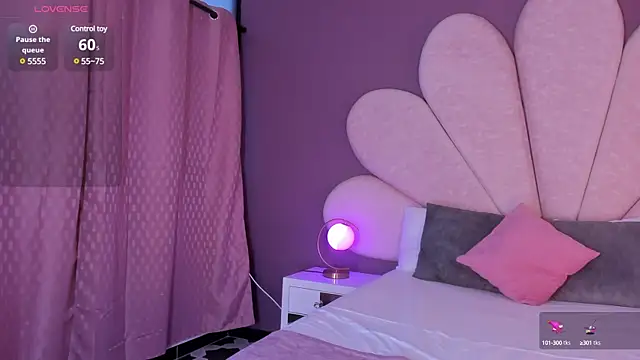 Snapshot of ValeriaOrtega chatting on 01.31.25 ValeriaOrtega online show from 01.31.25