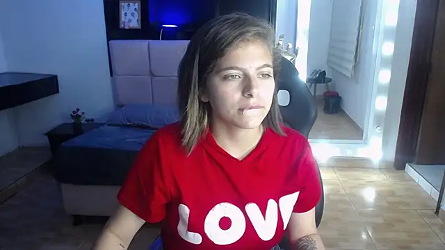 Kitten Cam online show from 08.09.26