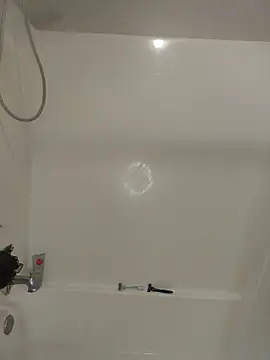 Snapshot of TattedMamaXOXO chatting on 12.18.25 TattedMamaXOXO online show from 12.18.25