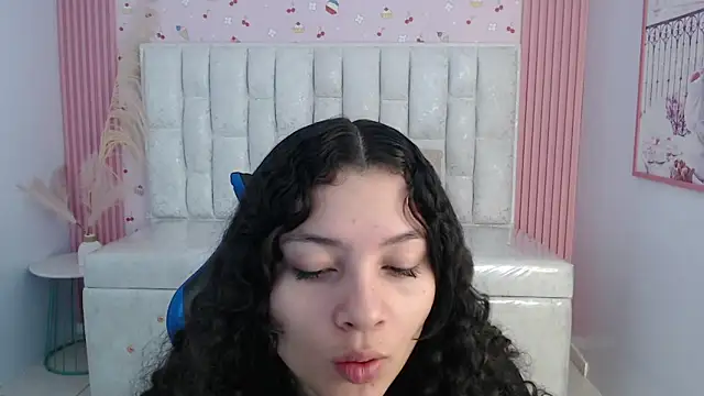 shalon diaz s online show from 10.25.25