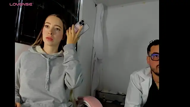 Snapshot of ScarlettKai chatting on 06.19.26 ScarlettKai online show from 06.19.26
