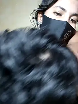 Hot couple 1 online show from 10.20.25