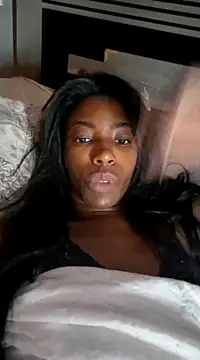 Snapshot of melangelo17 chatting on 02.16.25 melangelo17 online show from 02.16.25