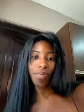 Snapshot of melangelo17 chatting on 02.25.25 melangelo17 online show from 02.25.25