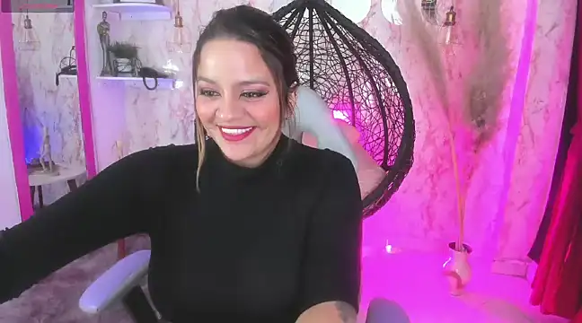 victoria  floyd online show from 01.30.25