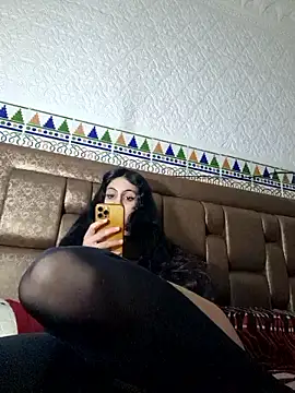 majdolin78 online show from 02.26.25