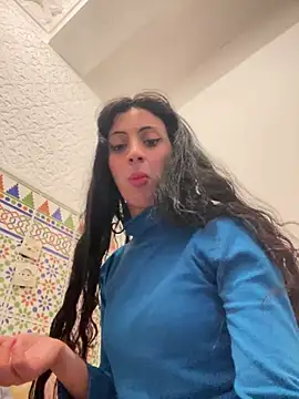 majdolin78 online show from 02.28.25